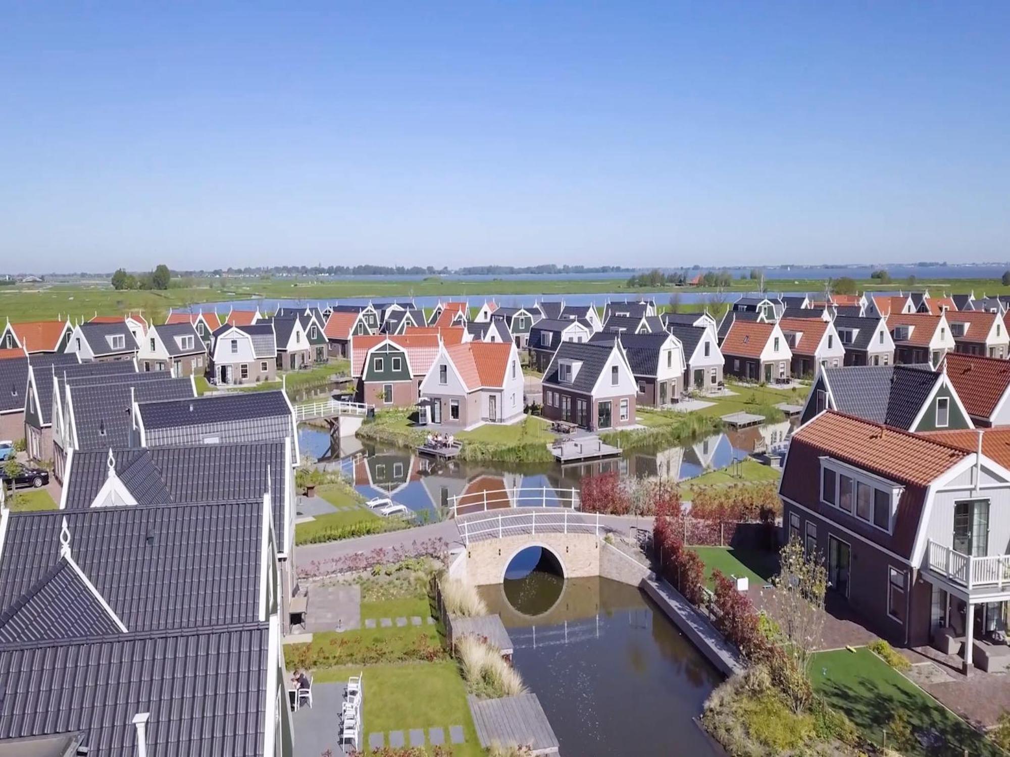 Detached Holiday Home Near Amsterdam Uitdam Exterior photo