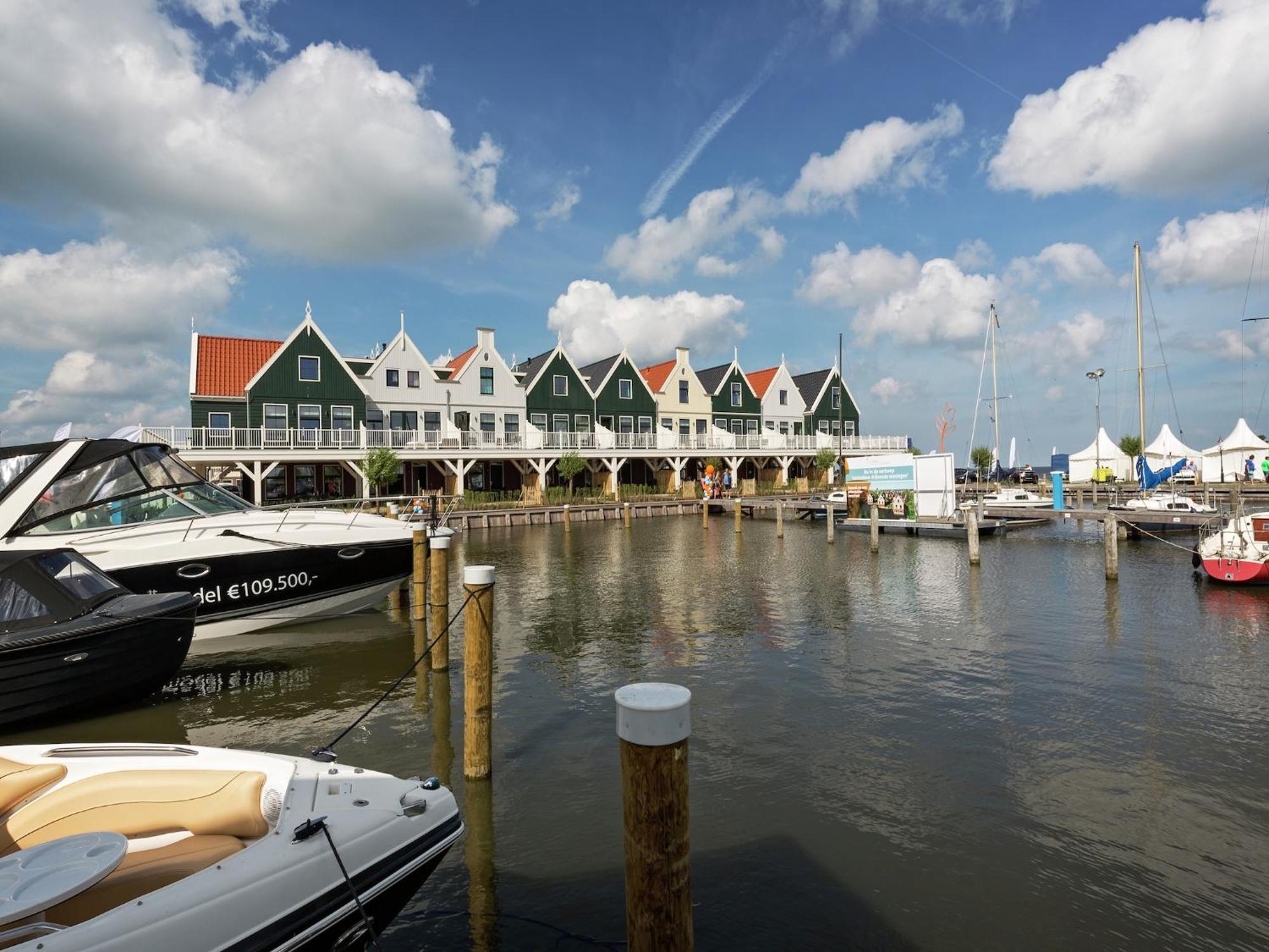 Detached Holiday Home Near Amsterdam Uitdam Exterior photo